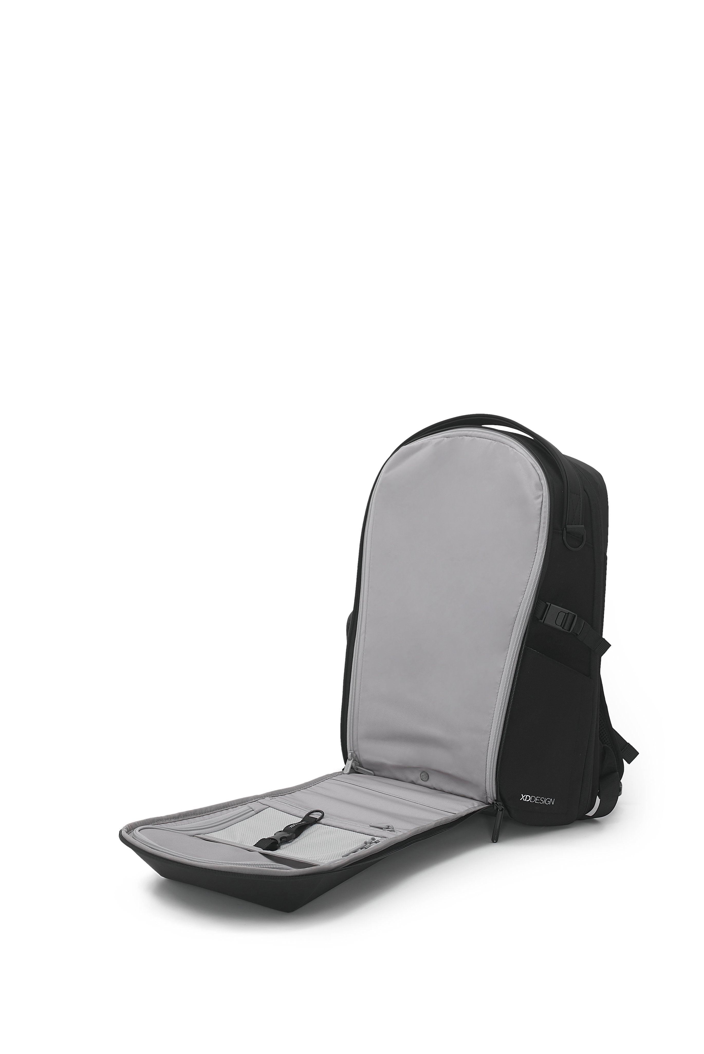 Image of XD Design Bizz 15.6'' Inç Uyumlu Suya Dayanıklı Hırsızlık Önleyici Sırt Çantası Siyah